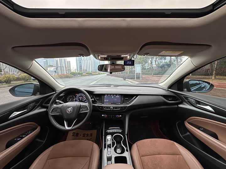 Фото 8 - Buick Regal