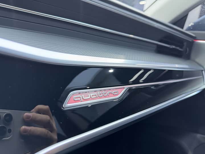 Фото 9 - Audi A7