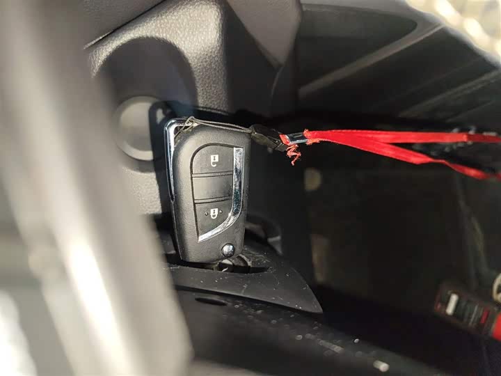 Фото 9 - Toyota Frontlander