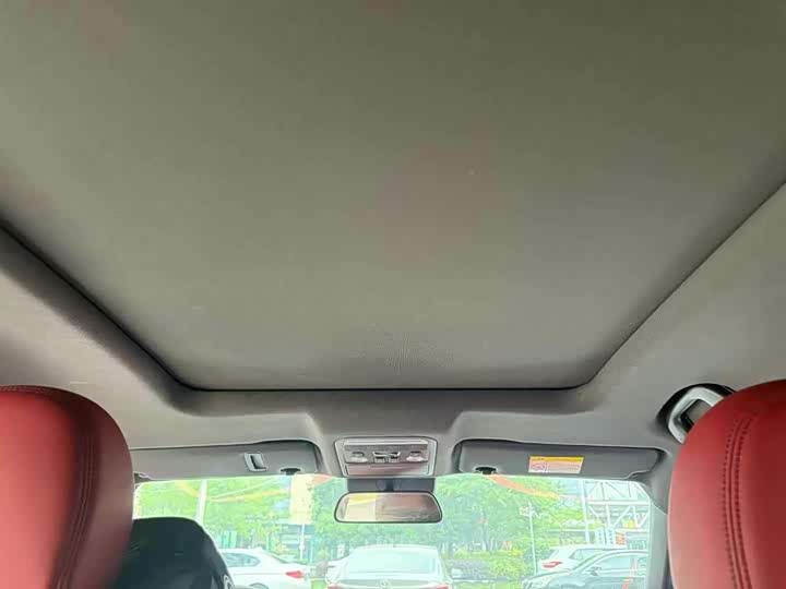 Фото 9 - Dongfeng Forthing T5