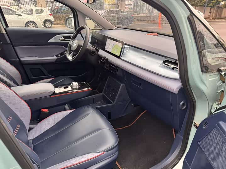 Фото 6 - Geely Geometry E Firefly