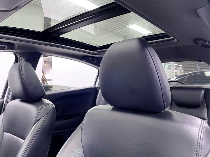 Фото 8 - Honda XR-V