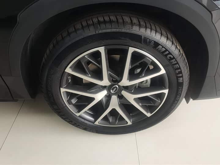 Фото 6 - GAC Trumpchi GS8