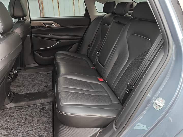 Фото 8 - XPeng P5