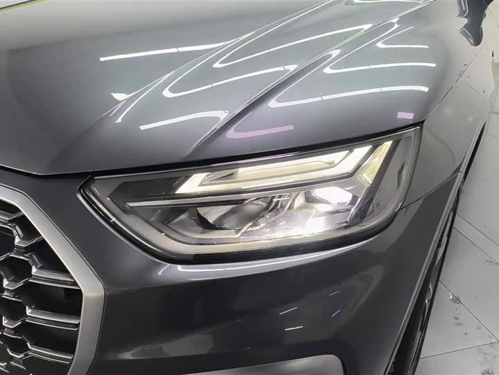 Фото 5 - Audi Q5L