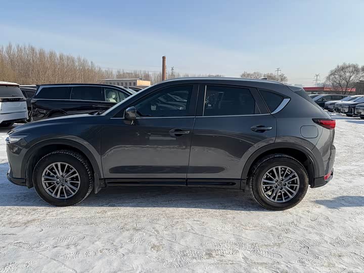 Фото 8 - Mazda CX-5