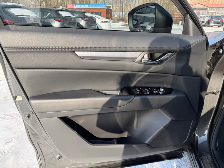 Фото 9 - Mazda CX-5