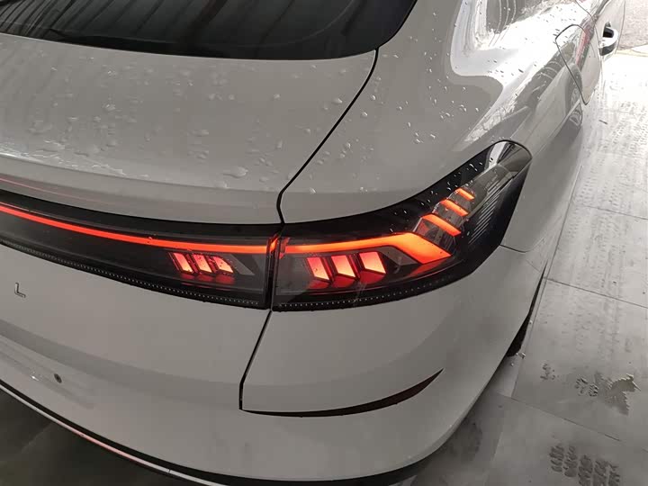 Фото 8 - Volkswagen Lamando L