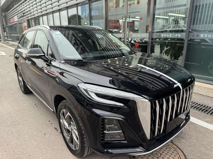 Фото 3 - Hongqi HS3 Hybrid
