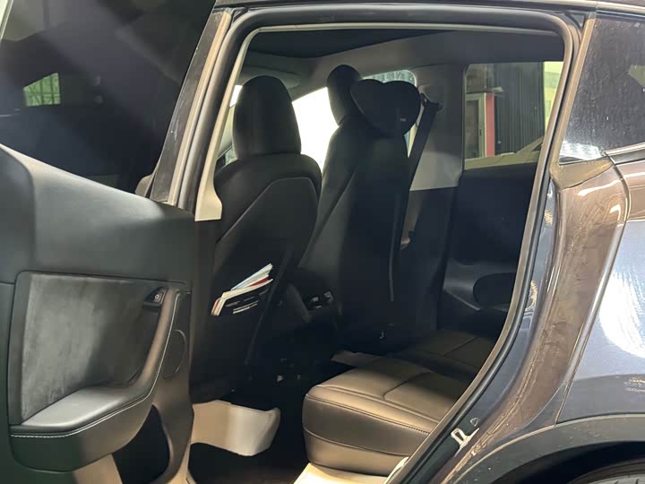 Фото 7 - Tesla Model Y