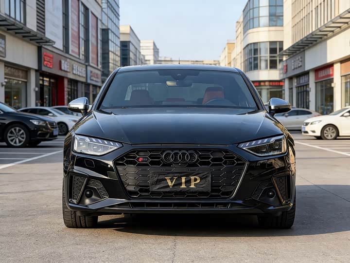 Фото 3 - Audi S4