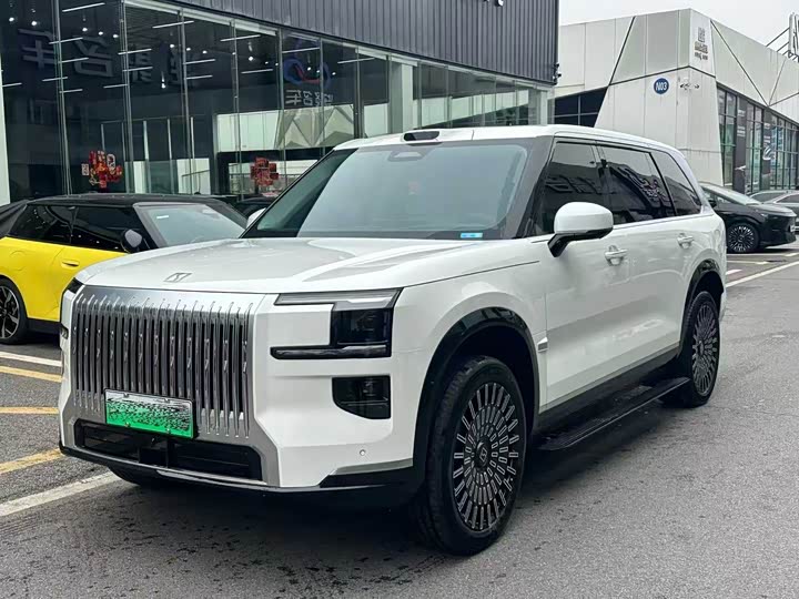 Фото 1 - Zeekr 9X