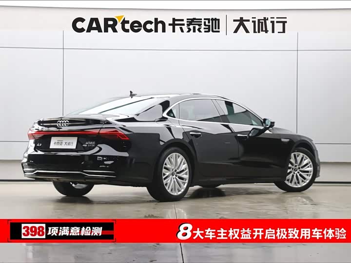 Фото 9 - Audi A7L