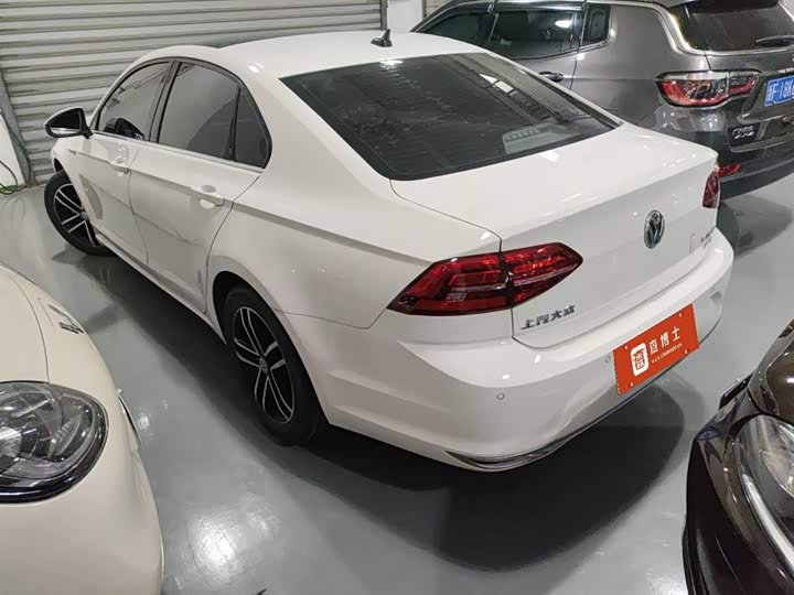 Фото 6 - Volkswagen Lamando L