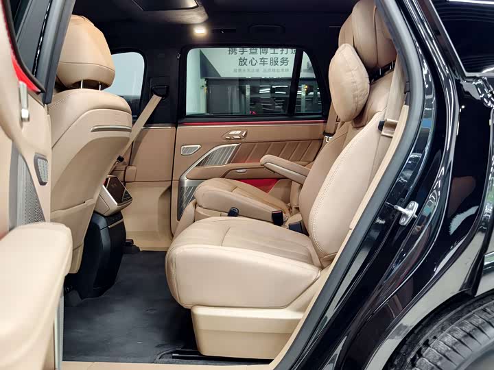 Фото 9 - Nio Onvo L90