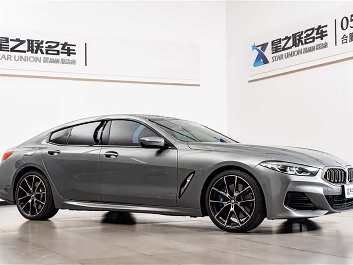 Фото 6 - BMW 8 Series