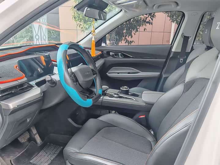 Фото 5 - Changan Oshan Z6