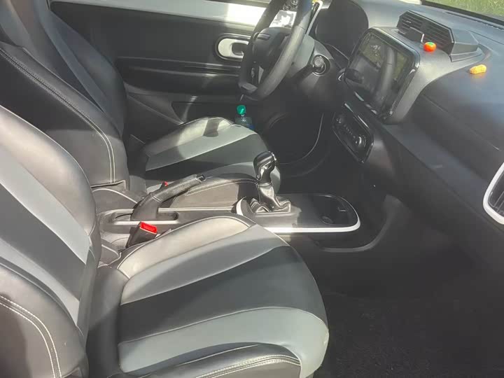 Фото 3 - Roewe Clever