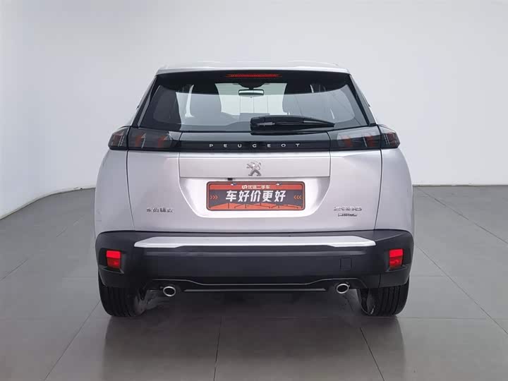 Фото 4 - Peugeot 2008