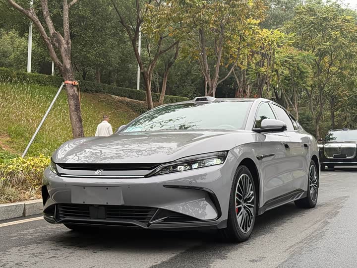 Фото 1 - BYD Han