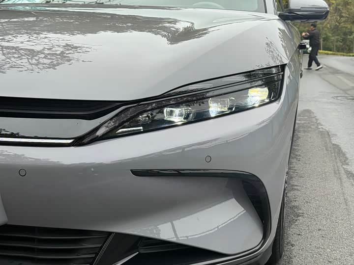 Фото 2 - BYD Han