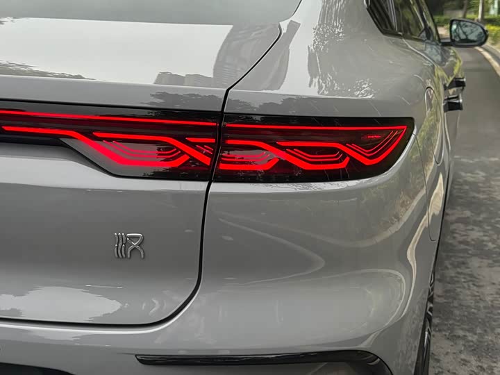 Фото 9 - BYD Han