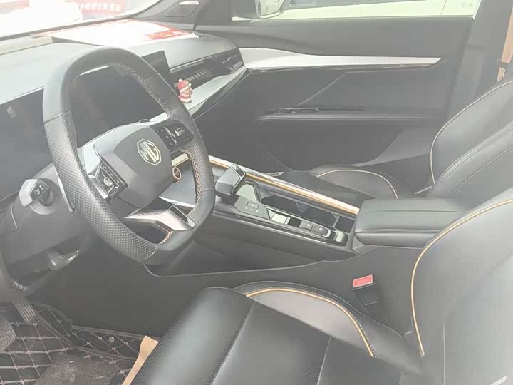 Фото 4 - MG Motor 5 Scorpio