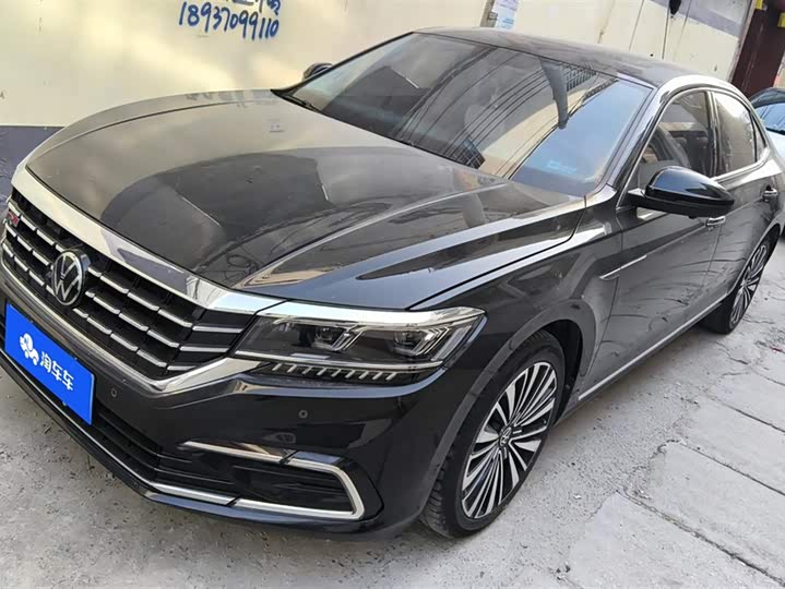 Фото 1 - Volkswagen Passat