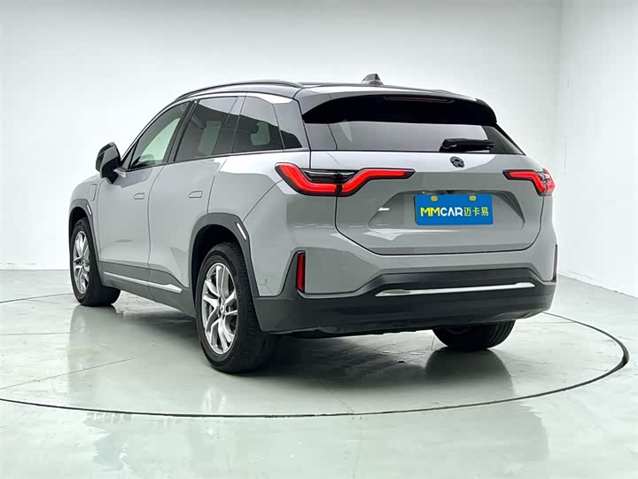 Фото 6 - Nio ES6