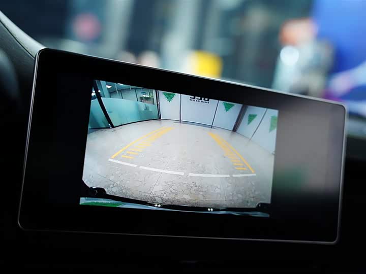 Фото 9 - Lotus Emira