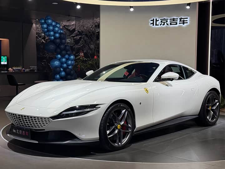 Фото 1 - Ferrari Roma