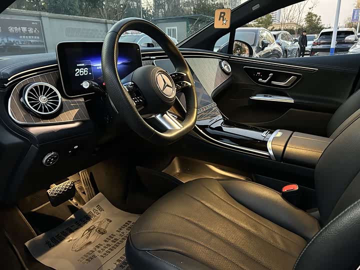 Фото 4 - Mercedes-Benz EQE