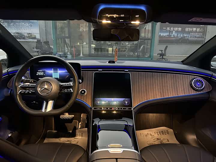 Фото 6 - Mercedes-Benz EQE