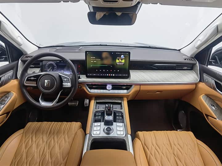 Фото 5 - Tank 500 Hybrid