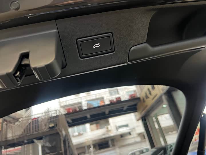 Фото 9 - Volkswagen Lamando L