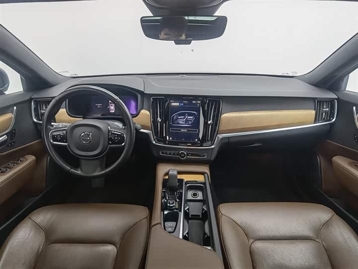 Фото 5 - Volvo S90
