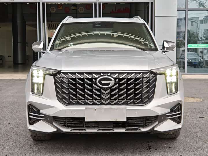 Фото 2 - GAC Trumpchi GS8