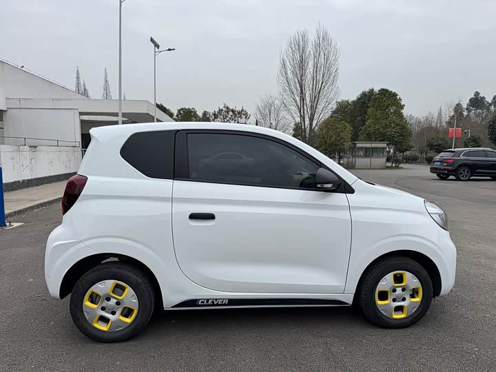 Фото 8 - Roewe Clever