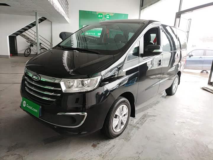 Фото 2 - JAC Refine M3