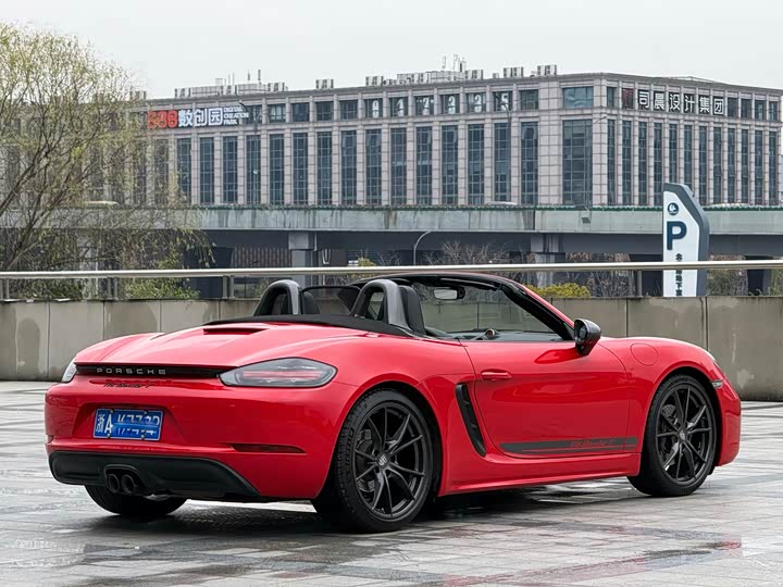 Фото 7 - Porsche 718