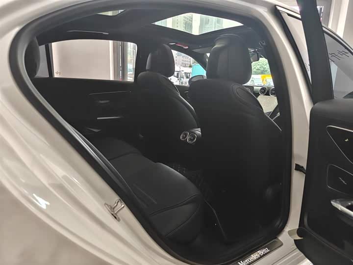 Фото 5 - Mercedes-Benz C-Class