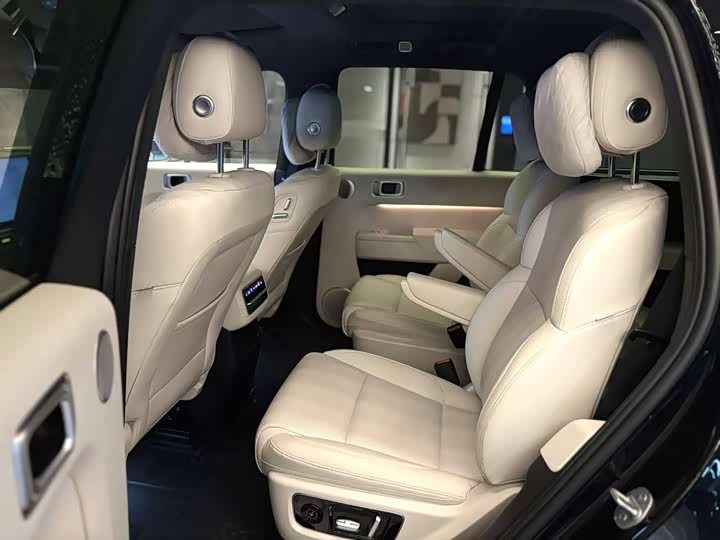 Фото 4 - LiXiang L8