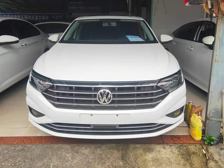 Фото 2 - Volkswagen Sagitar L