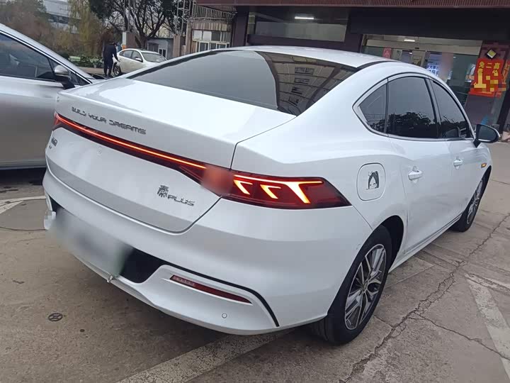 Фото 6 - BYD Qin Plus