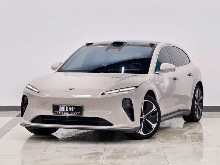 Фото 1 - Nio ET5T