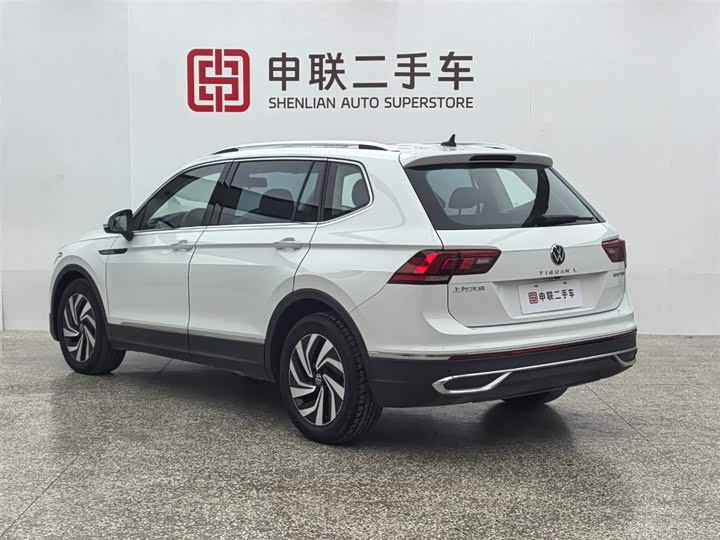 Фото 2 - Volkswagen Tiguan L Pro