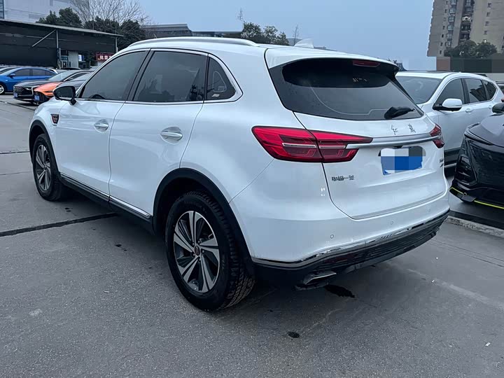 Фото 4 - Hongqi HS5
