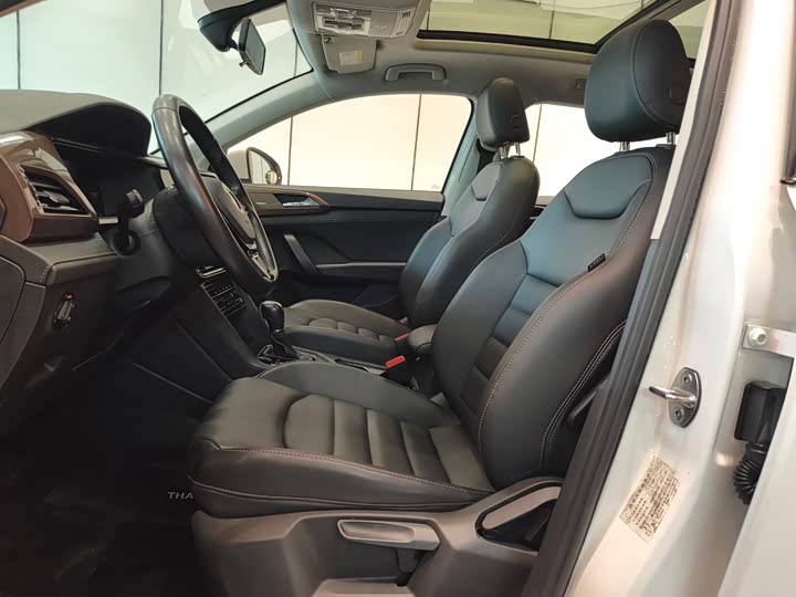 Фото 5 - Volkswagen Tharu