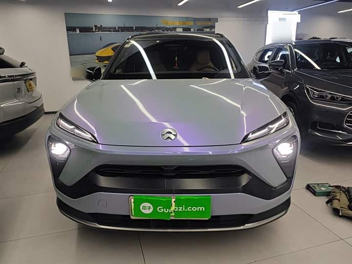 Фото 3 - Nio ES6