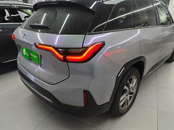 Фото 8 - Nio ES6